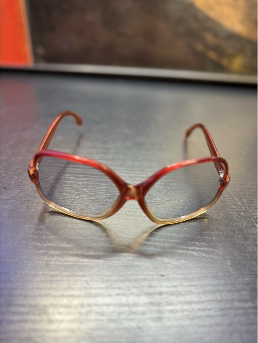 Vintage French Oversized Butterfly Eyeglasses Amber Orange 70s Style.￼
